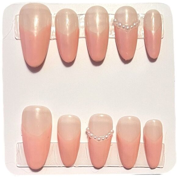 Elegant Hand Made Pink French tip Press Press-On Nails - Picture 1 of 4
